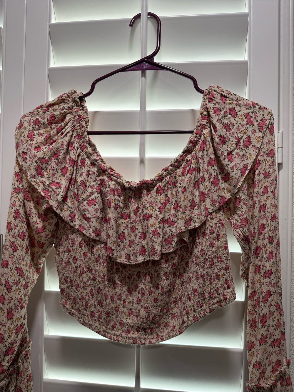 Kimchi Blue Pink Floral Ruffle Off-Shoulder Blouse